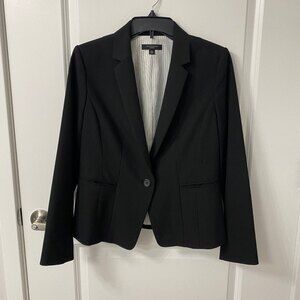 Ann Taylor Women's  Long Sleeve One Button Blazer. Black. 10P. Business Wear.